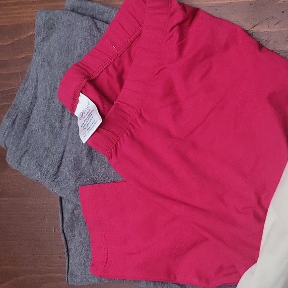 3pairs of Leggings - Picture 3 of 4